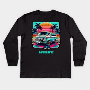 Retro 80’s distressed econoline Vanlife Kids Long Sleeve T-Shirt